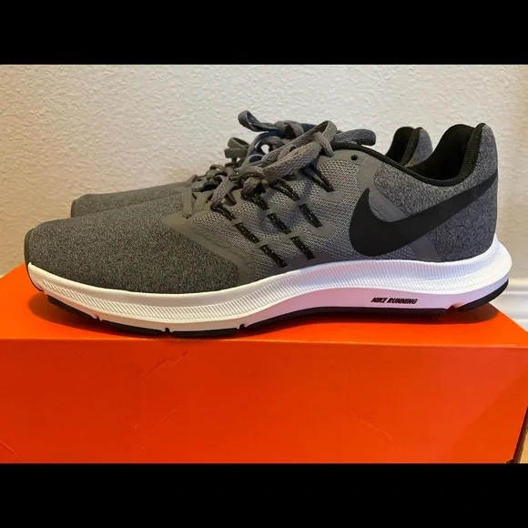 Men Nike Shoes Size 8 Brand New - Picture 2 of 3